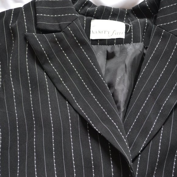 Vanity Fair black stripped Blazer - Picture 5 of 7